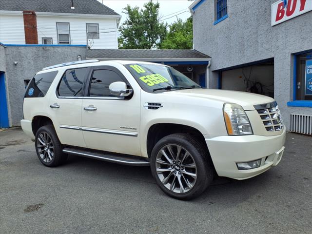 2010 Cadillac Escalade Luxury