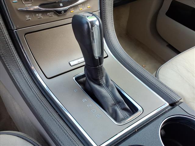 2015 Lincoln MKX Base