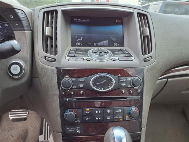 2011 INFINITI G37 Sedan x