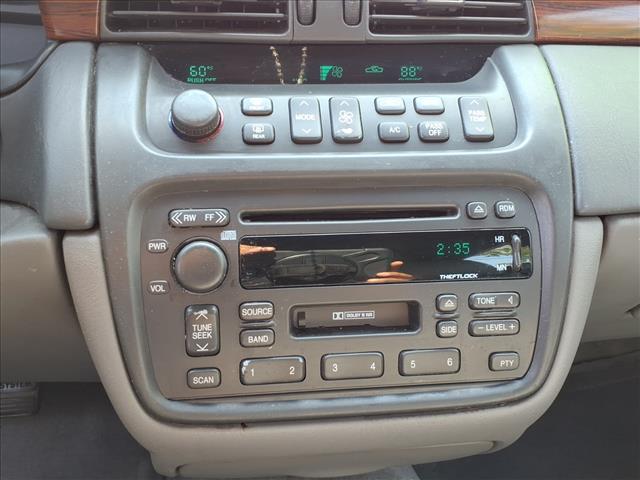 2002 Cadillac DeVille Base