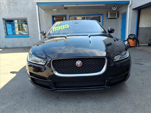 2017 Jaguar XE 25t Premium