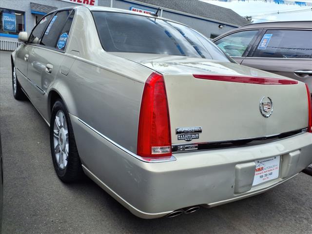 2008 Cadillac DTS Base