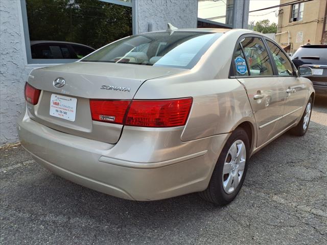 2010 Hyundai SONATA GLS