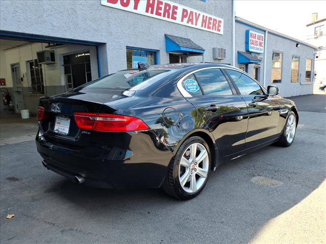 2017 Jaguar XE 25t Premium