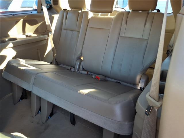 2015 Chrysler Town and Country Touring