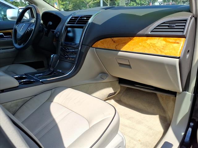 2015 Lincoln MKX Base