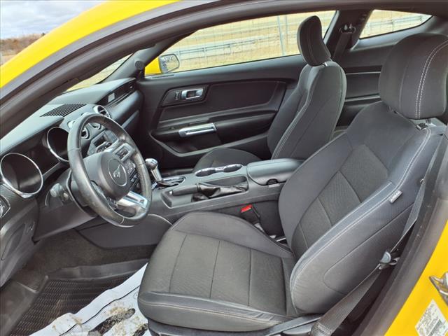 2017 Ford Mustang V6