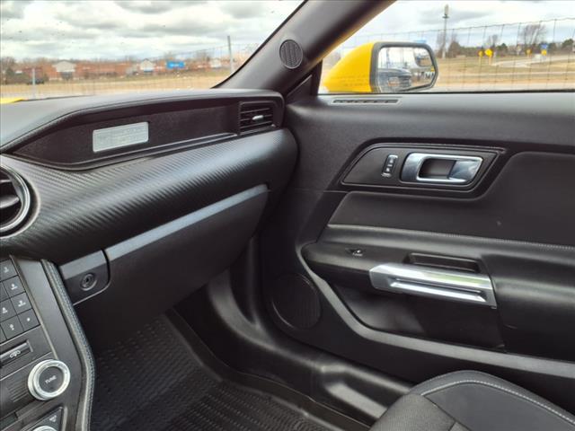2017 Ford Mustang V6