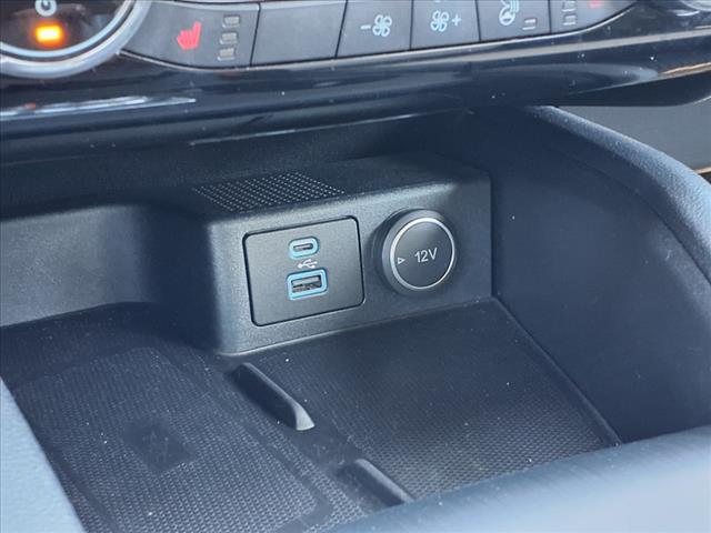 2021 Ford Escape Hybrid Titanium