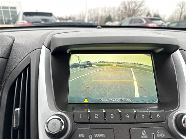 2017 Chevrolet Equinox Premier 21