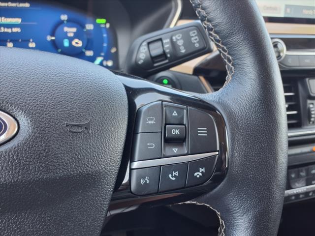 2021 Ford Escape Hybrid Titanium
