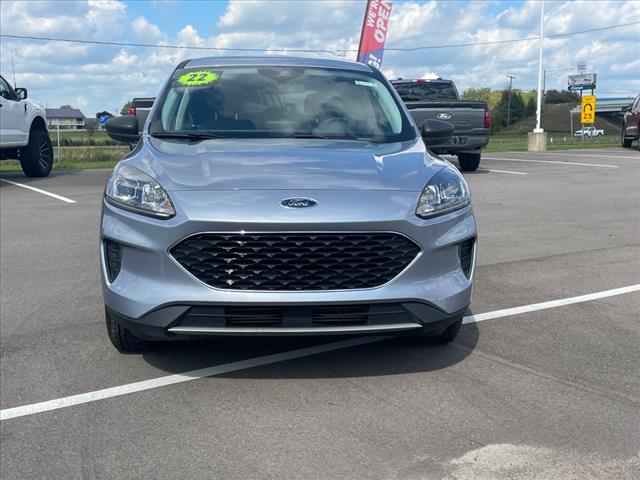 2022 Ford Escape SE 2