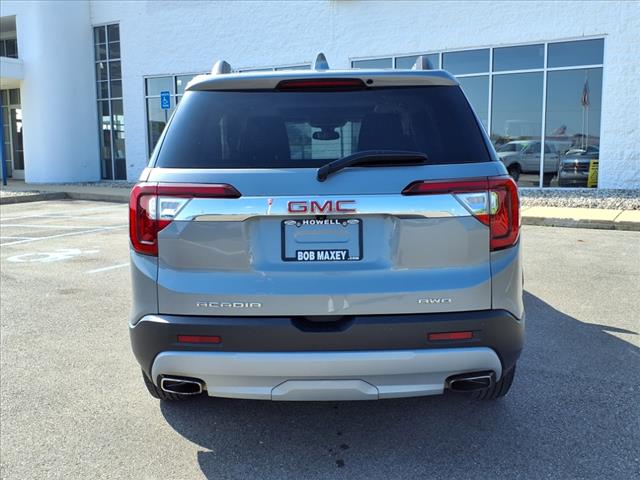 2023 GMC Acadia SLT