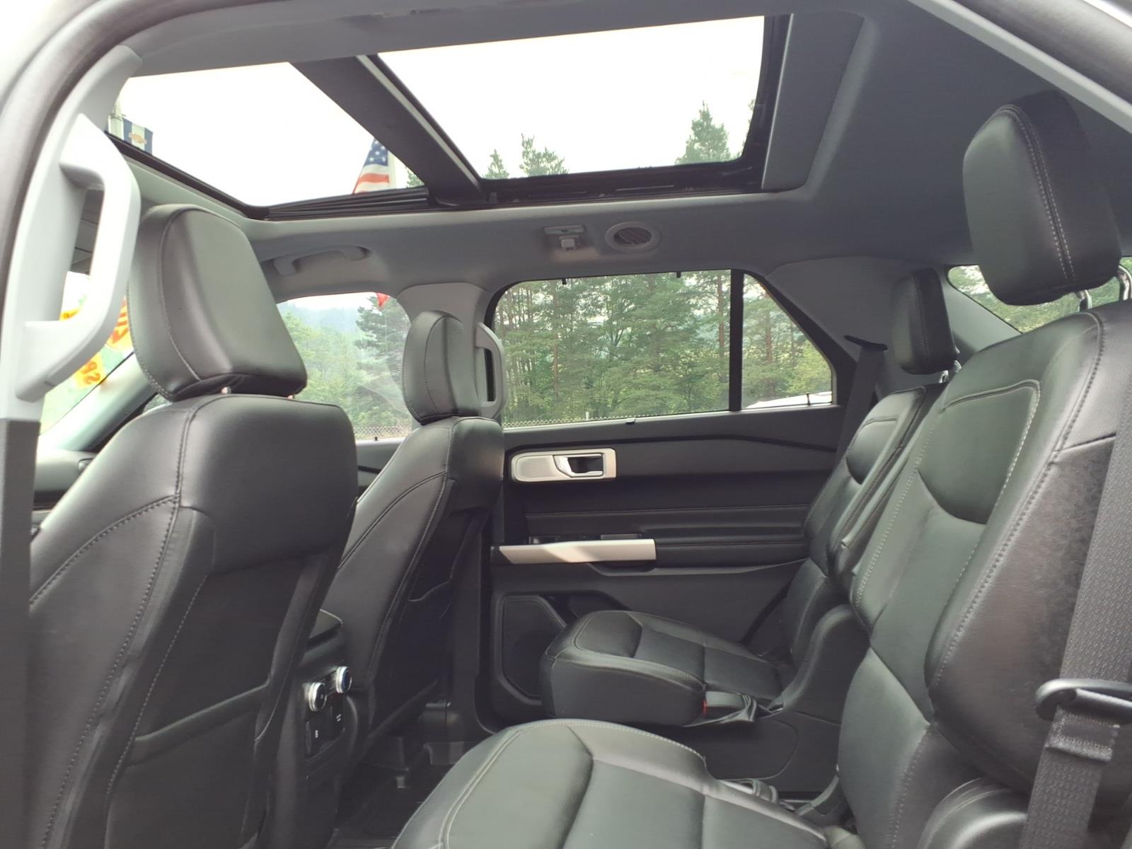 2023 Ford Explorer Limited Iconic Silver at Memorial Highway Chevrolet