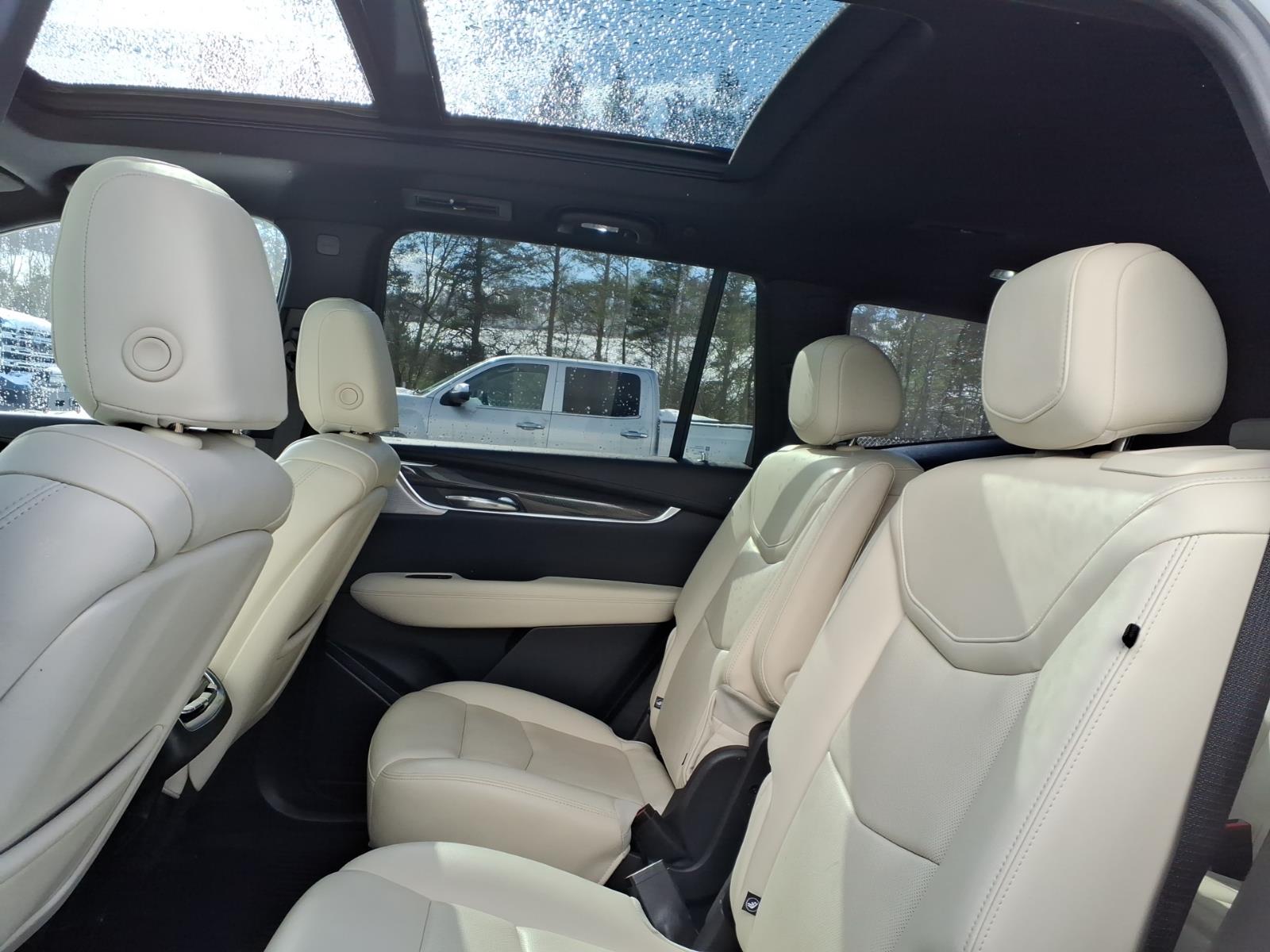 2024 Cadillac XT6 Sport - 9