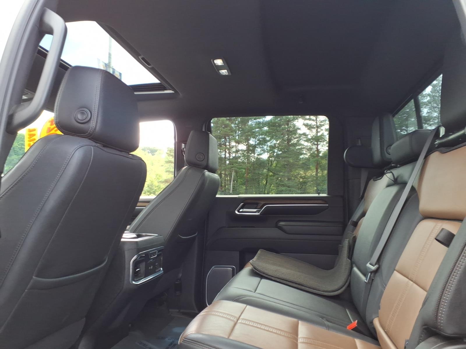 2024 Chevrolet Silverado 2500HD photo 10 of 29