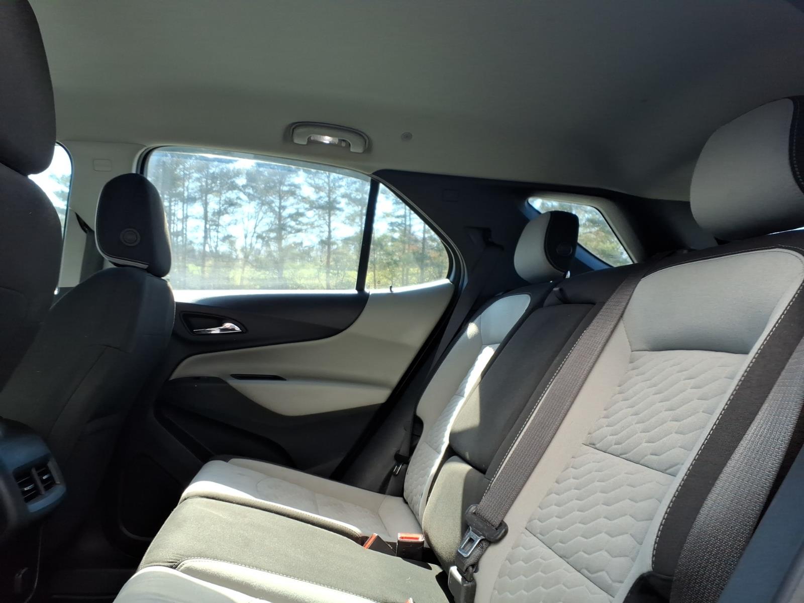 2018 Chevrolet Equinox LS - 9