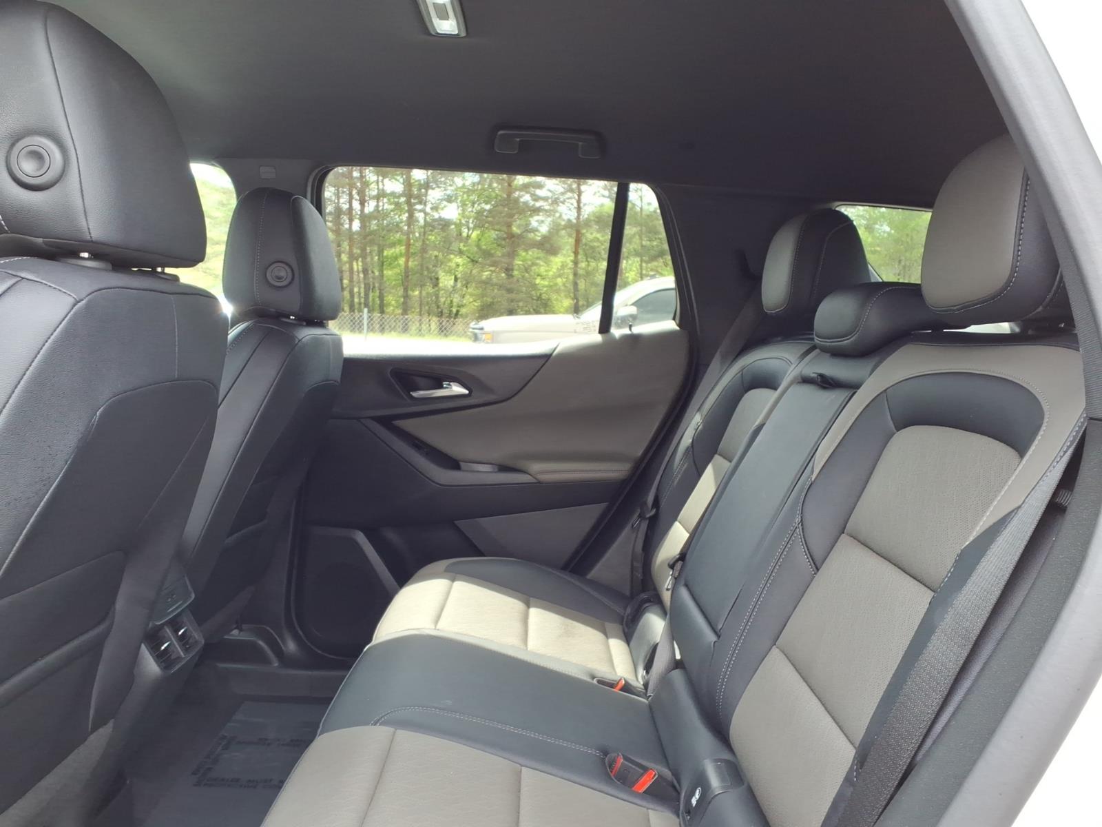 2025 Chevrolet Equinox LT Summit White at Team Chevrolet Buick GMC