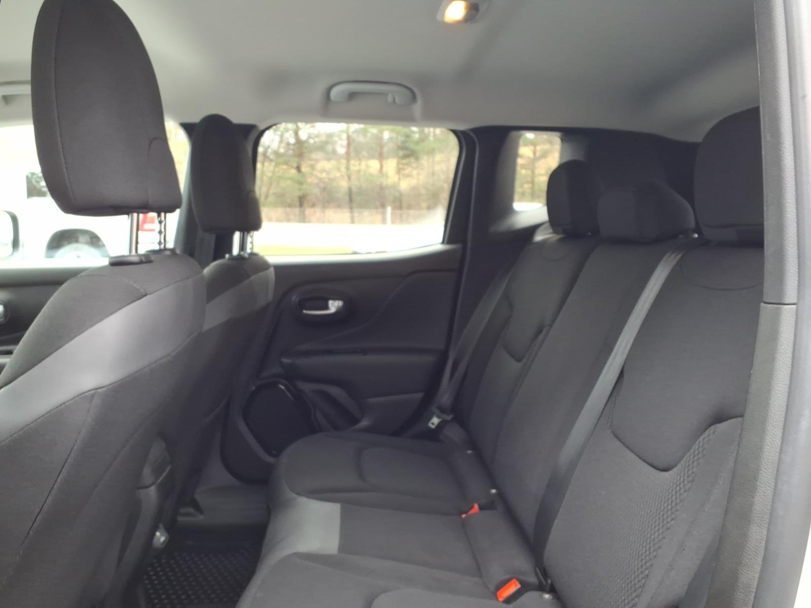 2019 Jeep Renegade Altitude - 9