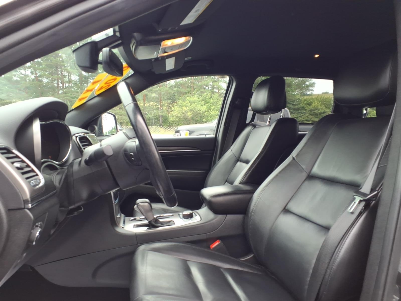 2019 Jeep Grand Cherokee Limited Billet Silver Metallic Clear Coat at Team Chevrolet Buick GMC