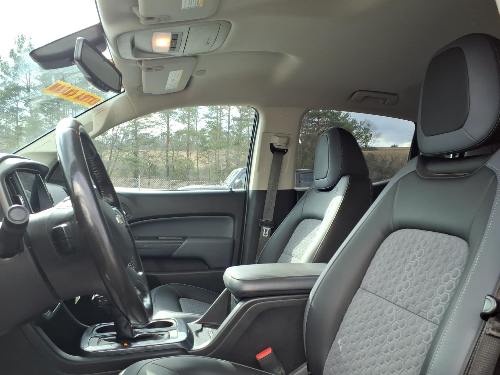 2019 Chevrolet Colorado Z71 - 10