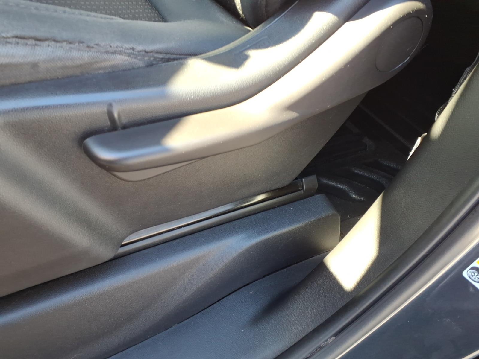 2019 Chevrolet Silverado 1500 photo 11 of 24