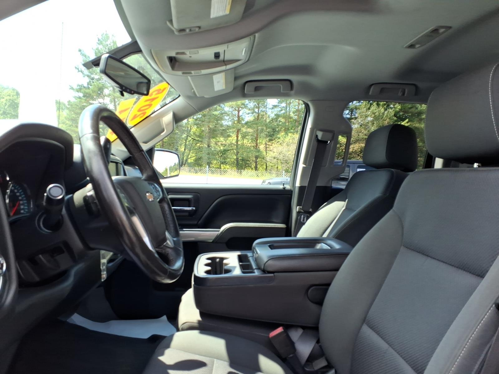 2015 Chevrolet Silverado 1500 LT - 10