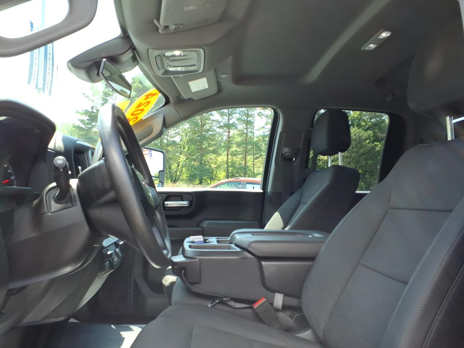 2024 GMC Sierra 2500HD Pro - 10
