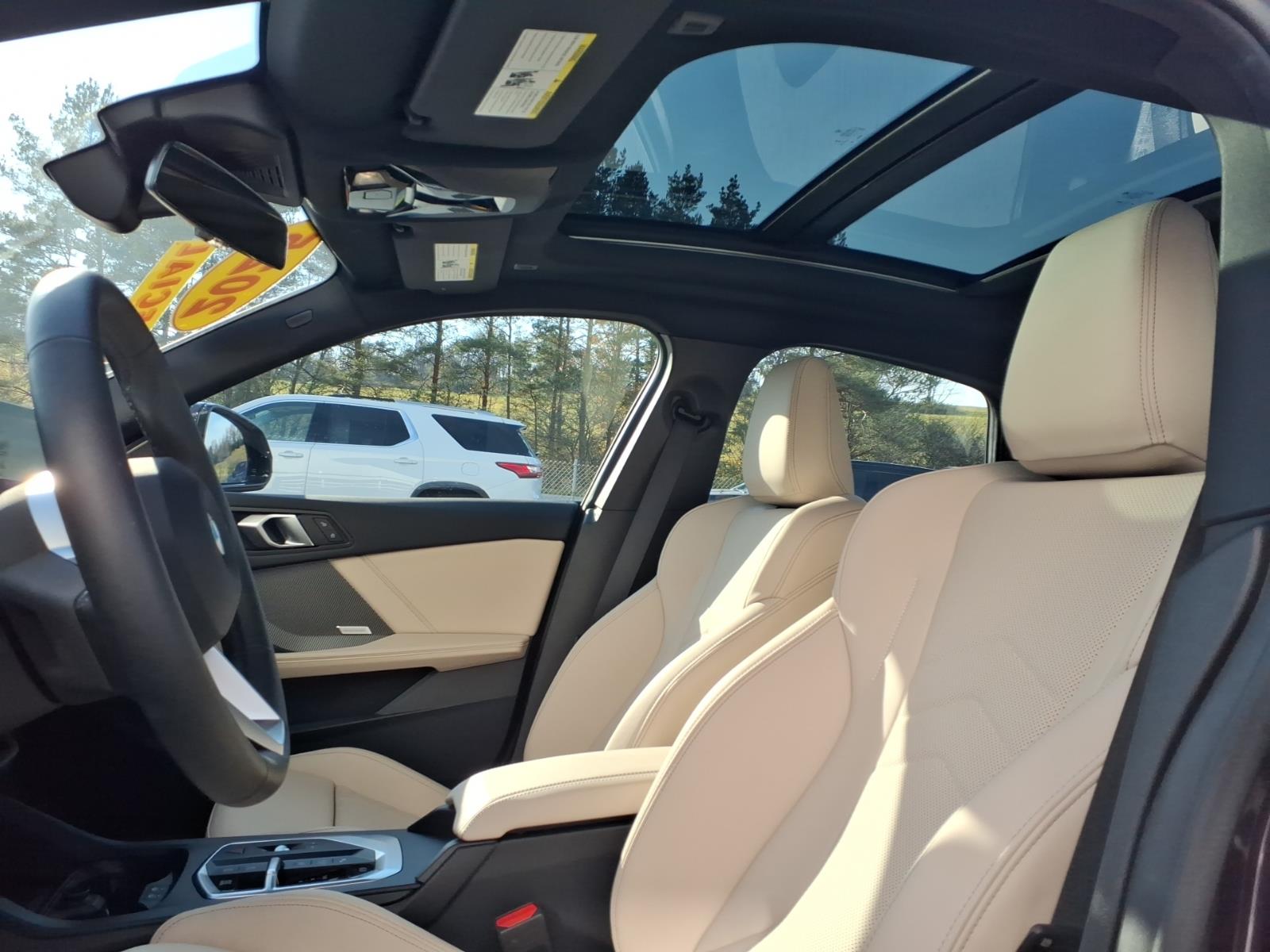 2025 BMW 2 Series photo 11 of 27