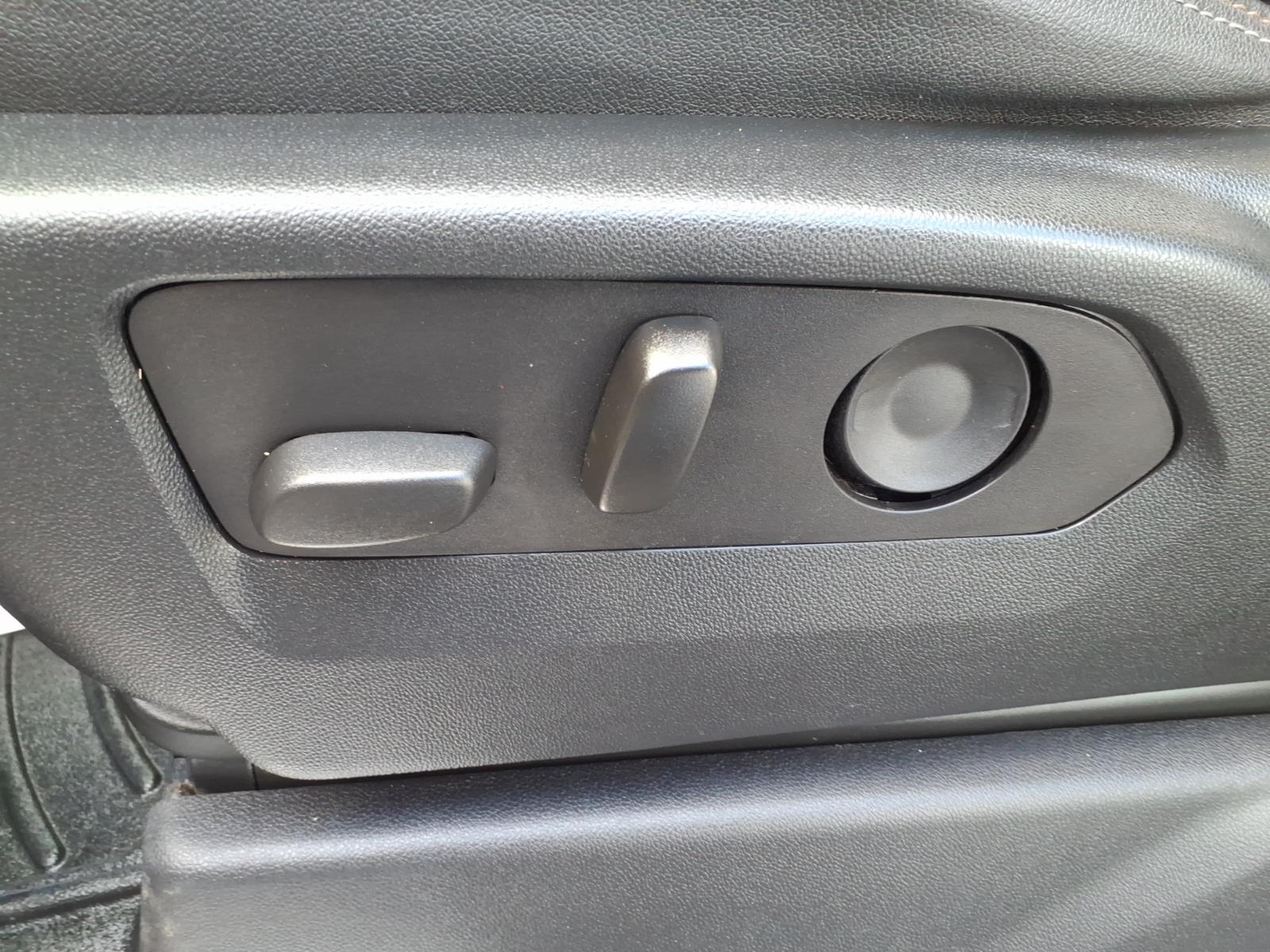2024 Chevrolet Silverado 2500HD photo 12 of 29