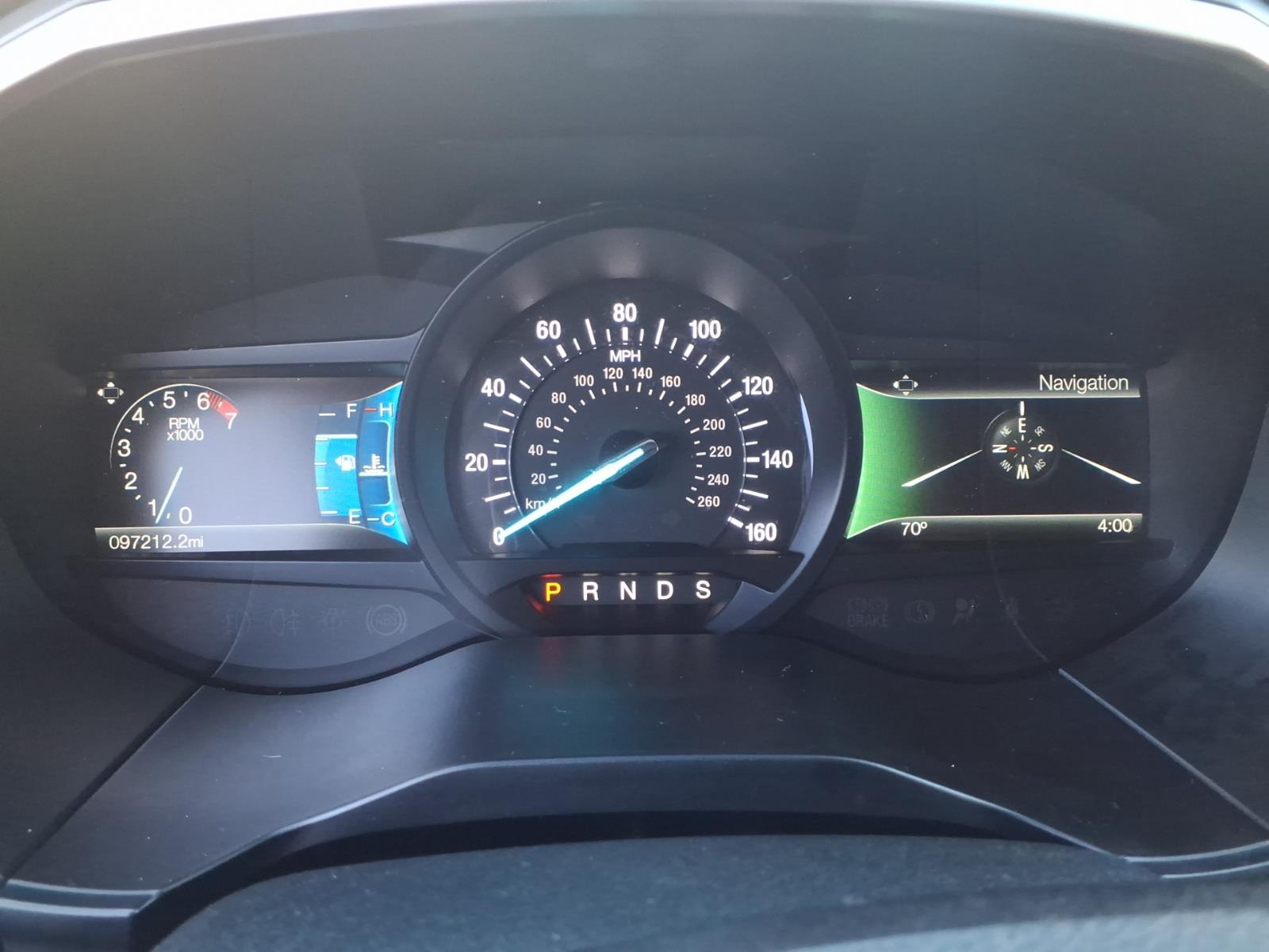 2018 Ford Edge photo 14 of 28