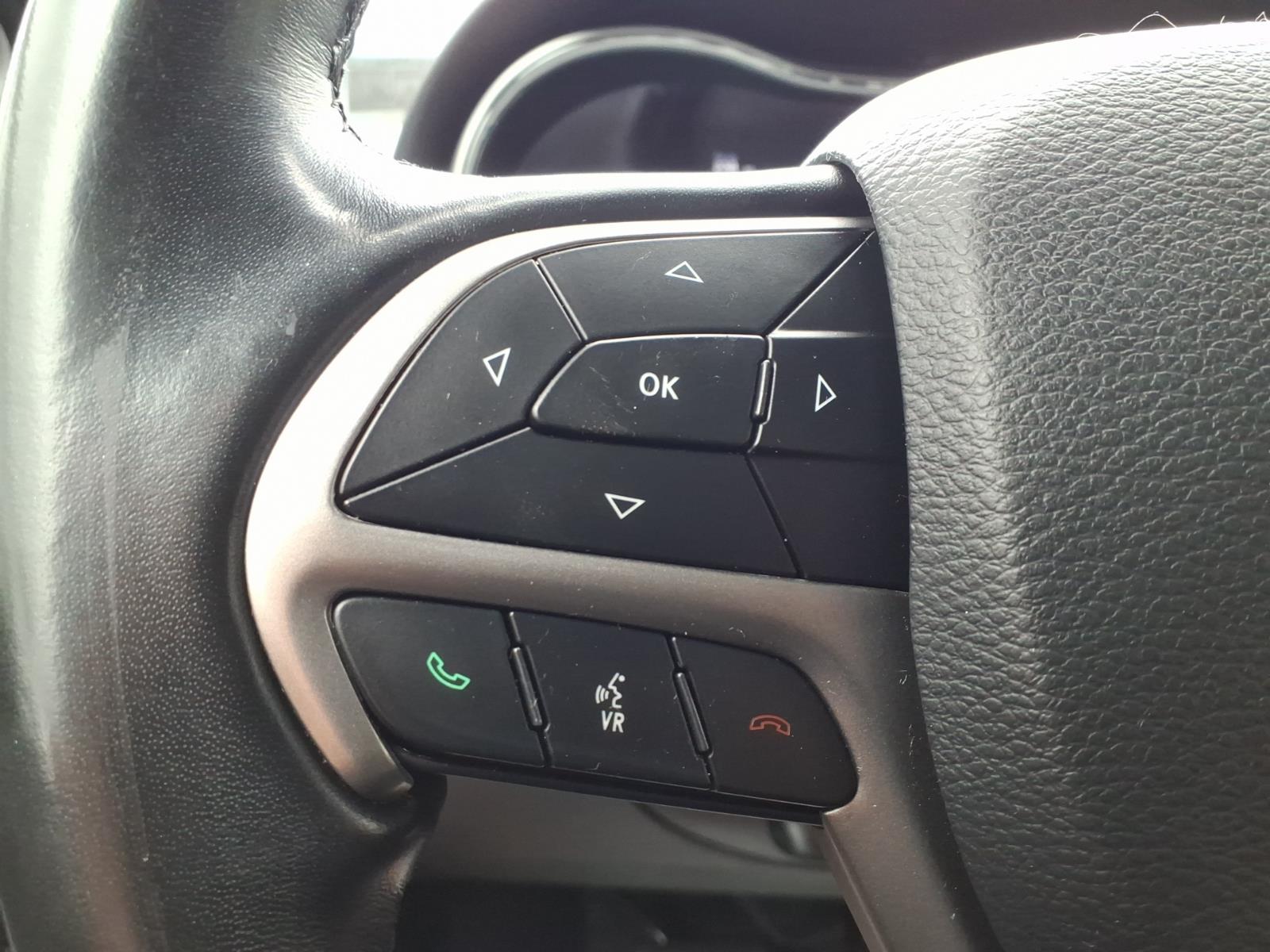 2019 Jeep Grand Cherokee Limited Billet Silver Metallic Clear Coat at Team Chevrolet Buick GMC