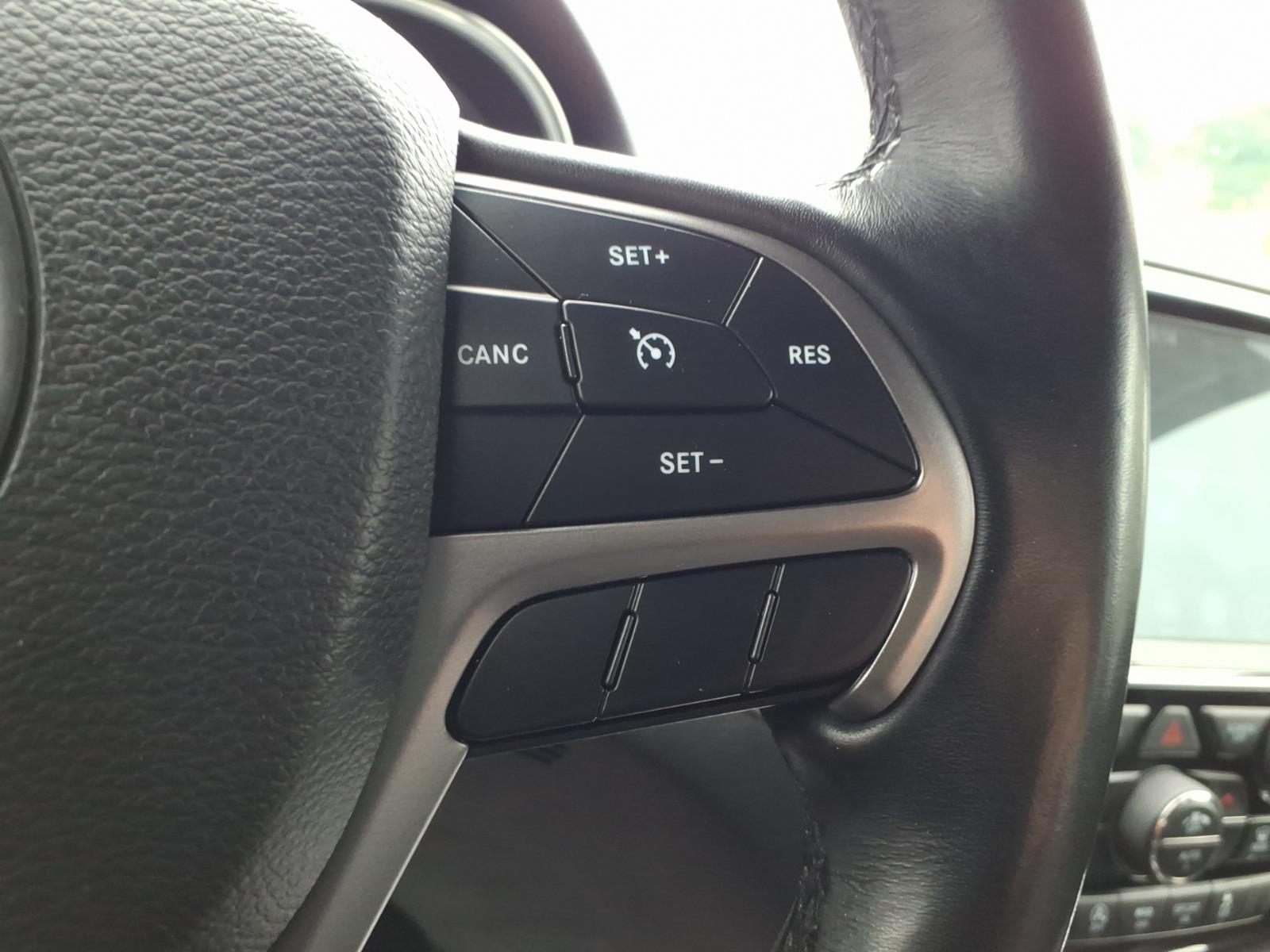 2019 Jeep Grand Cherokee Limited Billet Silver Metallic Clear Coat at Team Chevrolet Buick GMC