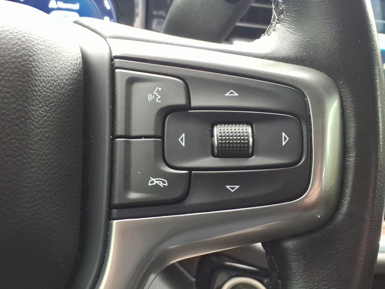 2022 Chevrolet Silverado 1500 photo 17 of 25