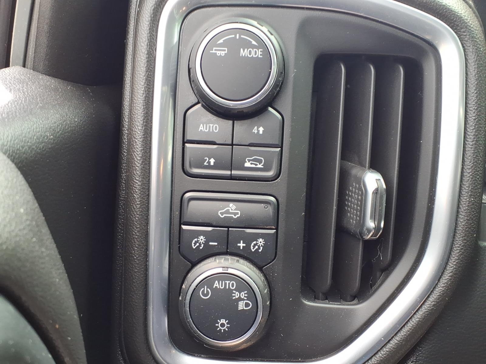 2020 Chevrolet Silverado 1500 LT Summit White at Memorial Highway Chevrolet