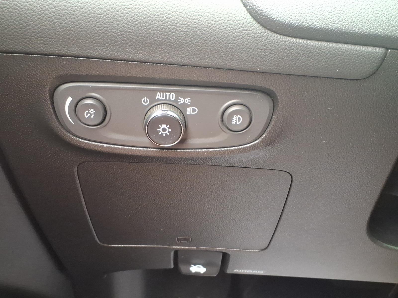 2022 Buick Encore GX Preferred White at Team Chevrolet Buick GMC