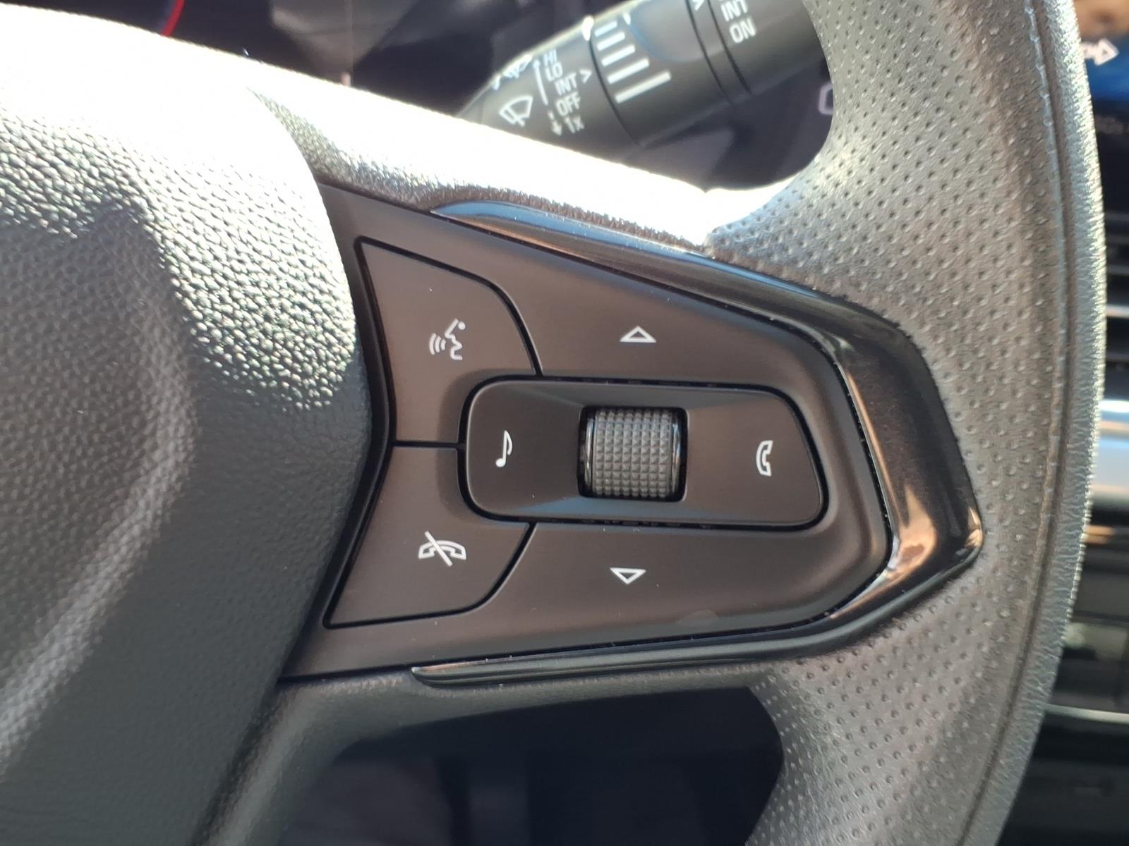 2024 Chevrolet Trax photo 18 of 27
