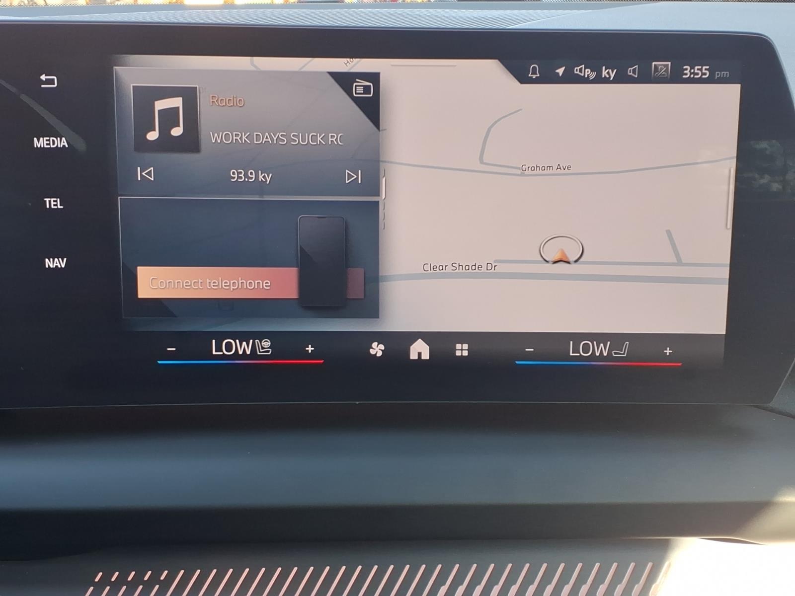2025 BMW 2 Series photo 18 of 27