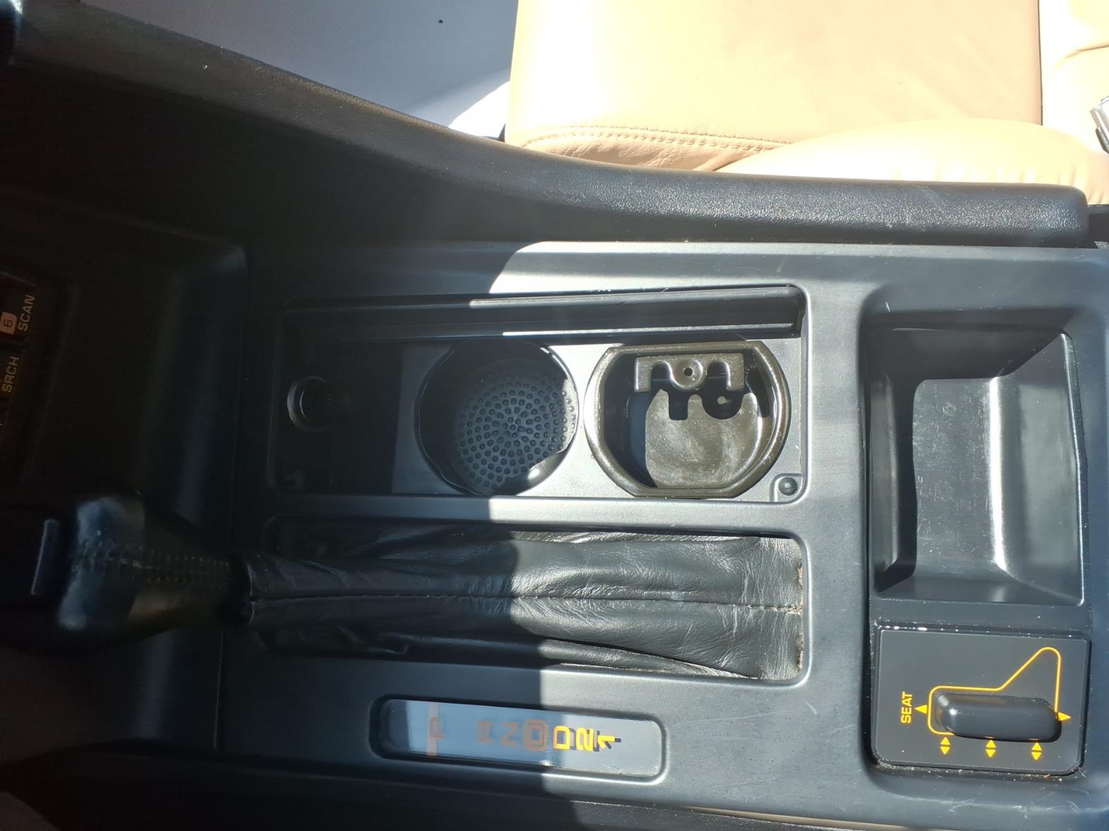 1992 Chevrolet Corvette photo 19 of 24