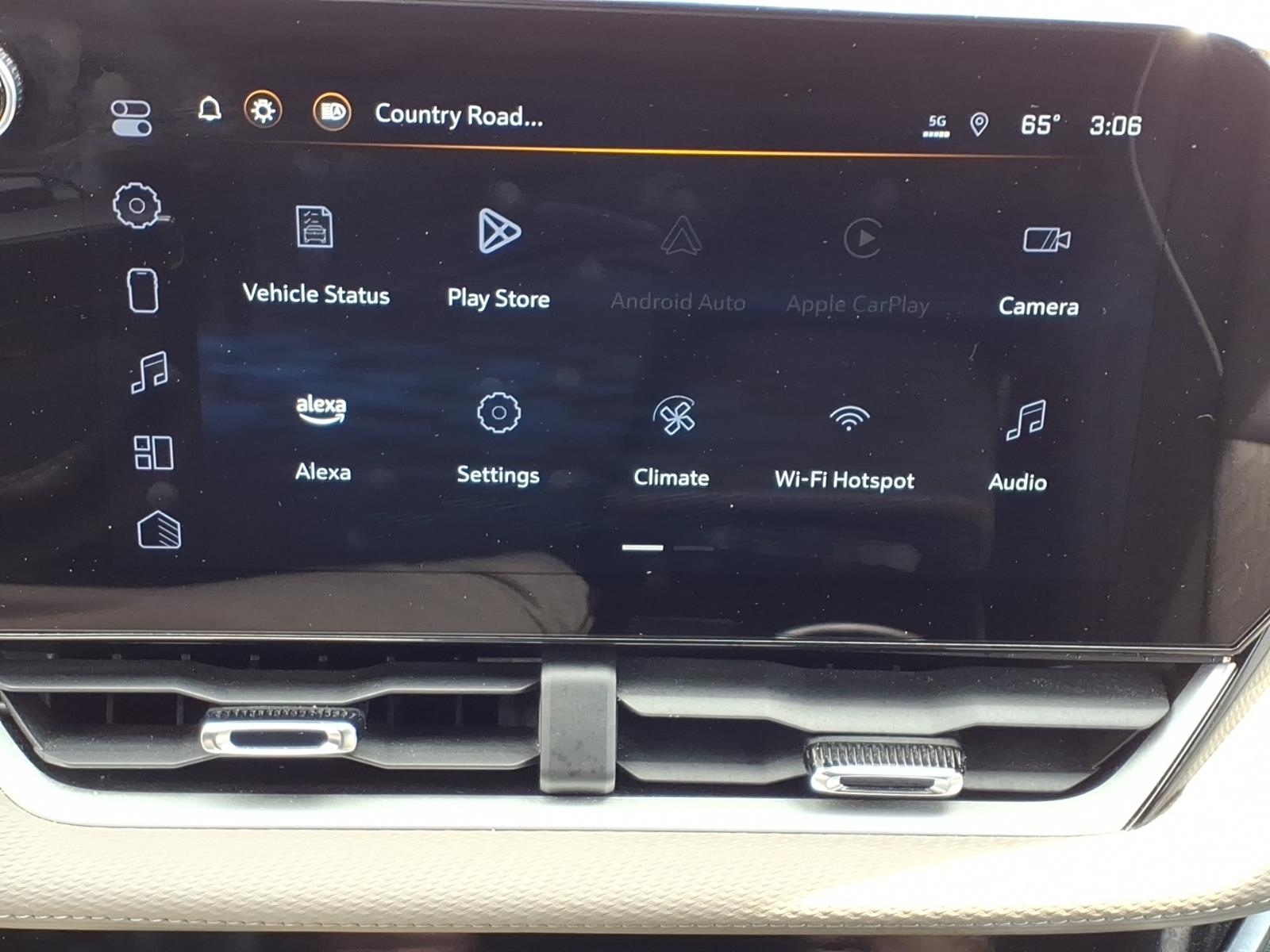 2025 Chevrolet Equinox LT Summit White at Team Chevrolet Buick GMC