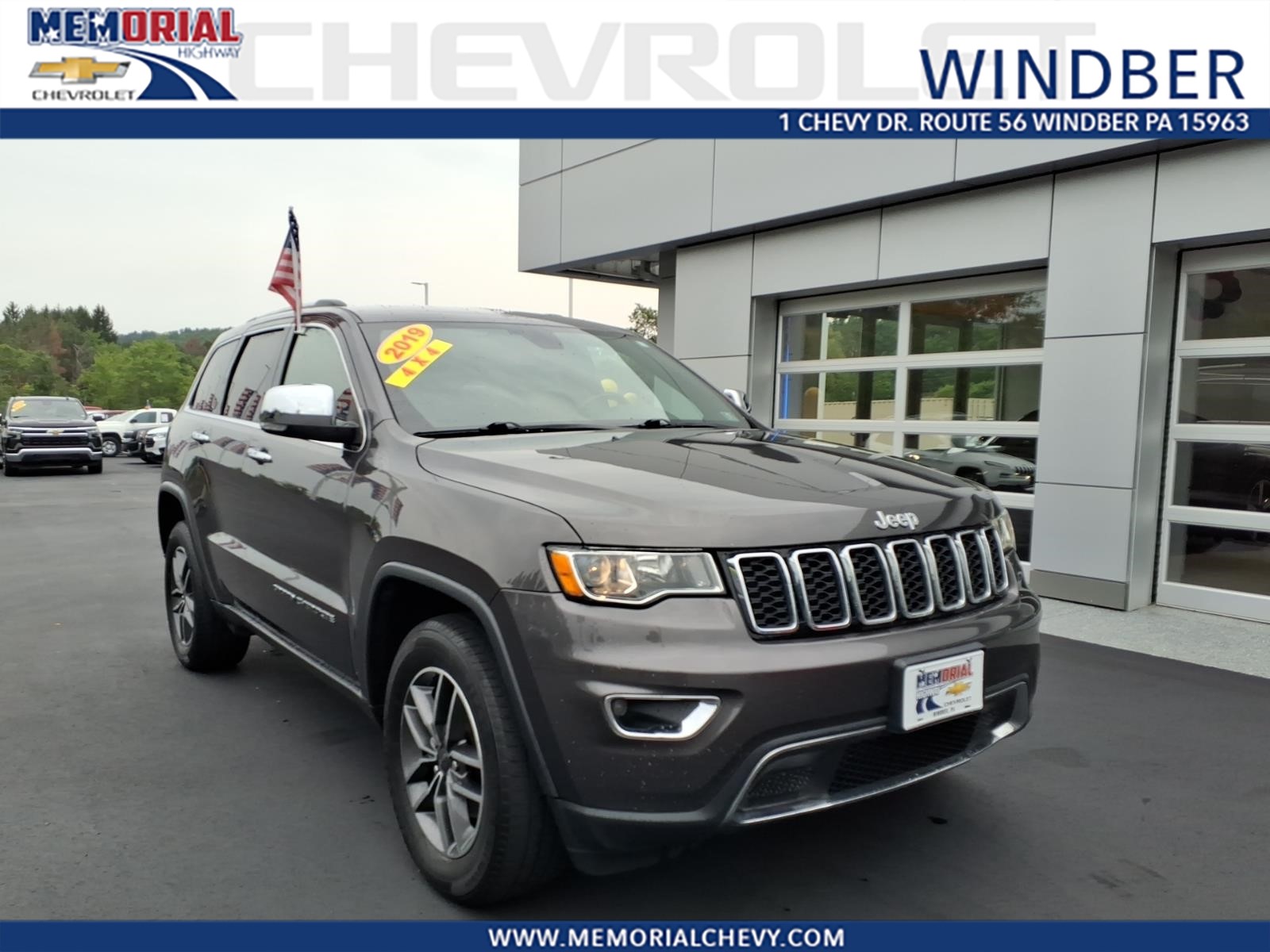 2019 Jeep Grand Cherokee Limited Billet Silver Metallic Clear Coat at Team Chevrolet Buick GMC