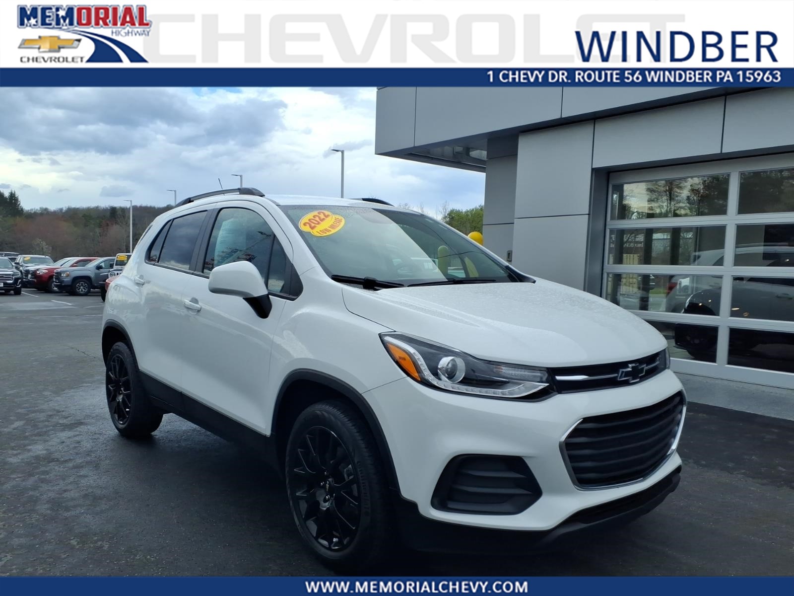 2022 Chevrolet Trax LT - 0