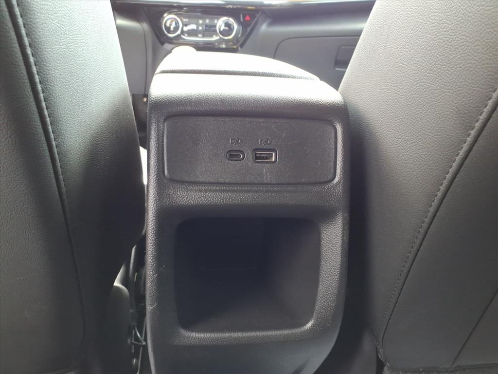 2025 Chevrolet Trax RS Summit White at Team Chevrolet Buick GMC