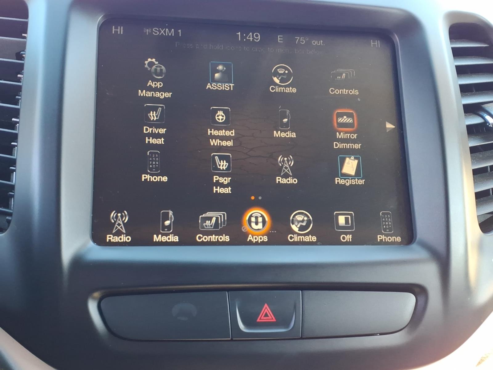 2016 Jeep Cherokee photo 21 of 29
