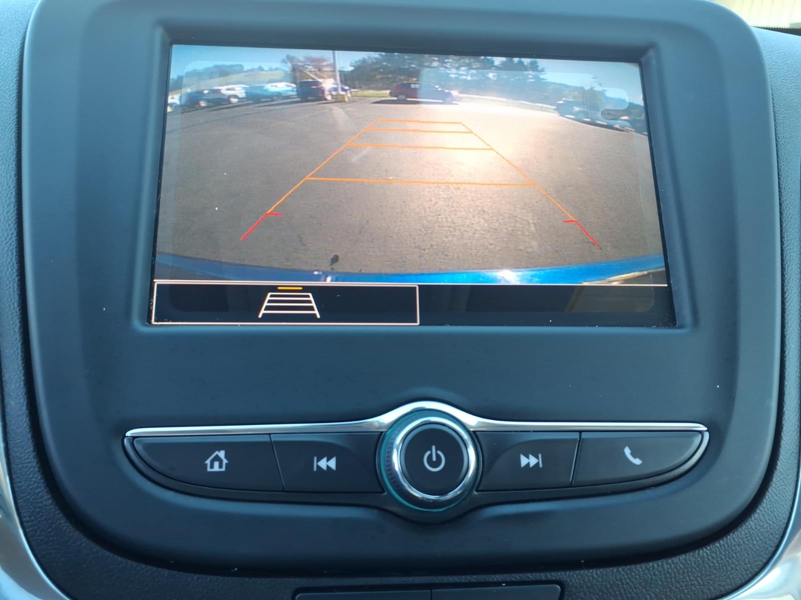 2022 Chevrolet Equinox photo 21 of 28