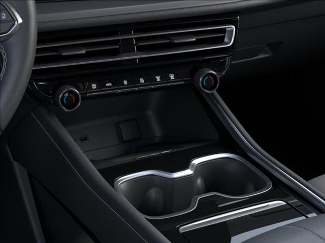 2027 Chevrolet Traverse photo 23 of 24