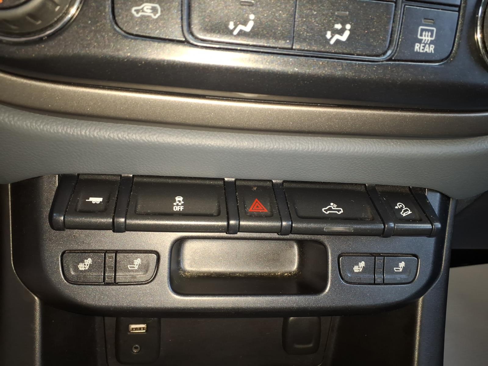 2015 Chevrolet Colorado photo 23 of 27