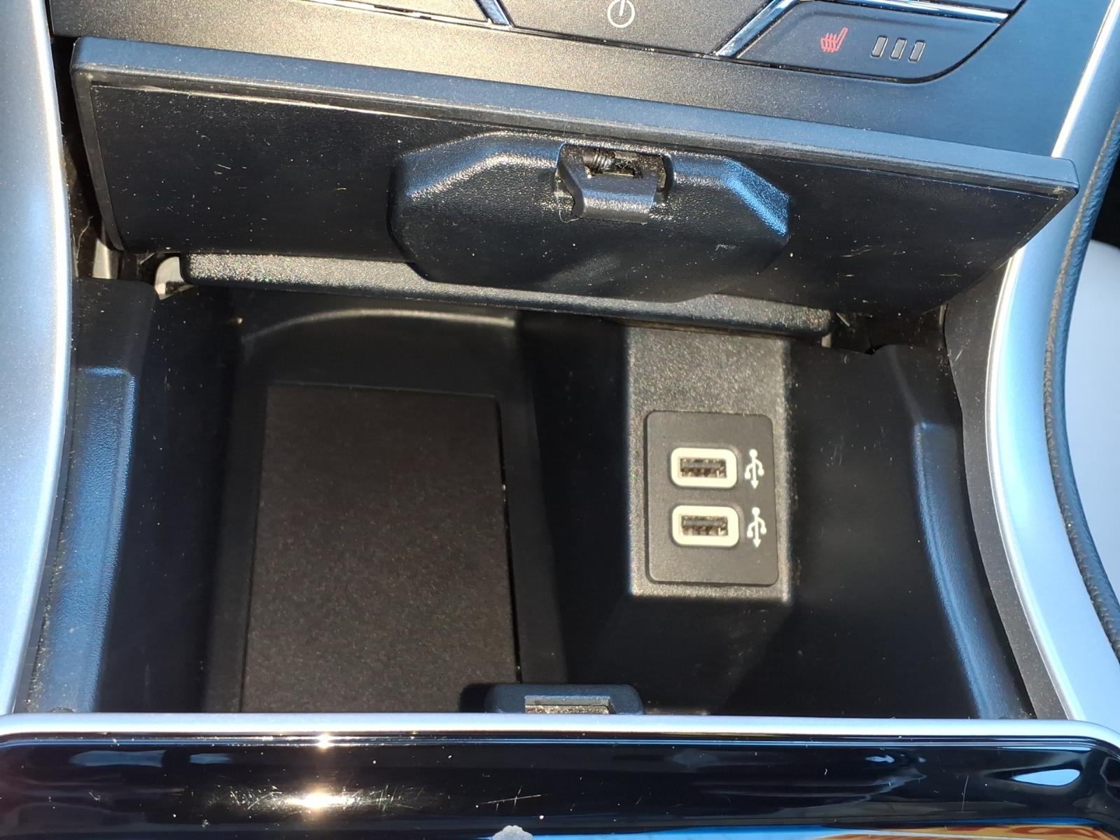 2019 Ford Edge photo 23 of 26