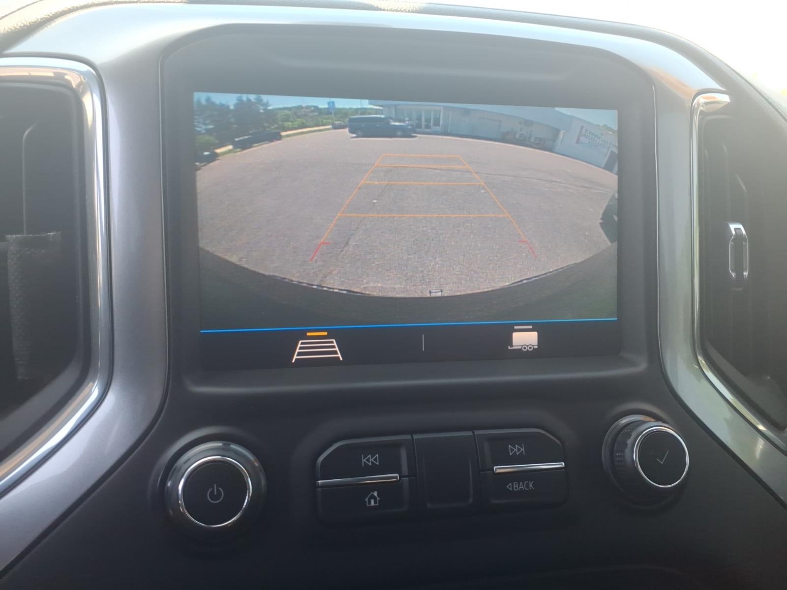 2020 Chevrolet Silverado 1500 LT Light Autumnwood Metallic at Team Chevrolet Buick GMC