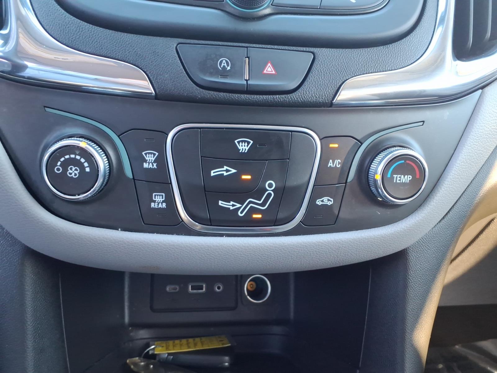 2022 Chevrolet Equinox photo 23 of 28